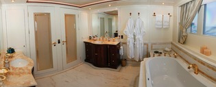 Master suite, bathroom