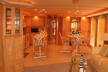  HOUSE BOAT 80